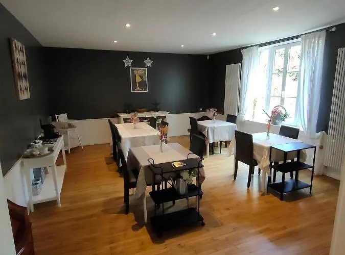 فندق مبيت وإفطار D'hotes La Tuilerie